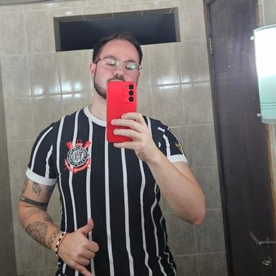 Me chama de Cora
Minha Twitch: https://t.co/czUFJn3rRp
Sistemas de Informação - UTFPR
