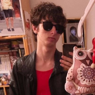 ppeedrix's profile picture. ¿Y si yo me convirtiera en pez luna?