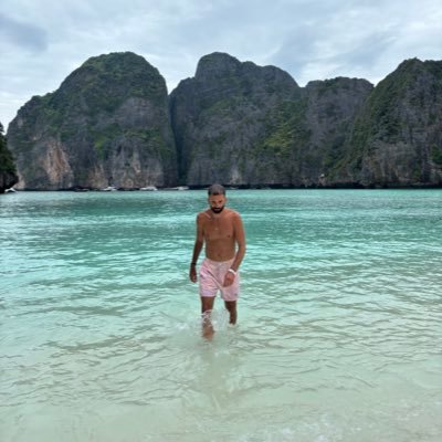Gunners dans l’âme COYG 🔴⚪️❤️ https://t.co/N51t6IzKbT