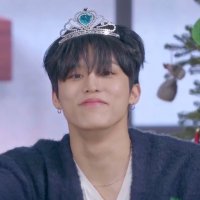 ขายพริกทอดเพื่อจองอู🫶🏻 (@ploykooshop) 's Twitter Profile