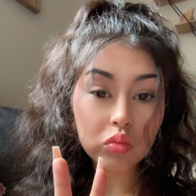 kklovezs's profile picture. send a tribute or no text back💋