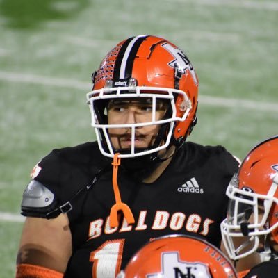 North Dallas High School '25 | Tight End | 6'4 ft 265 lbs | 3.57 GPA | #15 | 1x 2nd team all district | NCAA ID# 2411452599 | Culver-Stockton commit
