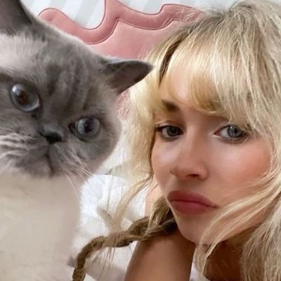 userisscorpioo's profile picture. lol que mal