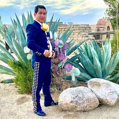 jjrlavozbravia's profile picture. Soy un músico, compositor y Cantante, instructor de música, soñador y amante de la cultura, tradiciones De mi México lindo y nuestra hermosa música ranchera.