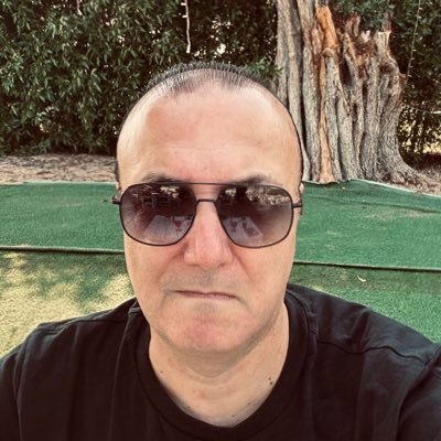 ertekin_se_X's profile picture. 