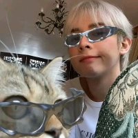 𝑺𝒉𝒂𝒍𝒗🍎 (@shalvvvvv) 's Twitter Profile