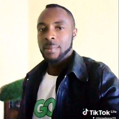 easy_easy11's profile picture. 