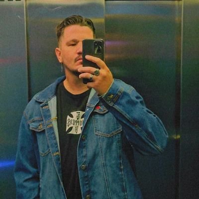 Has conseguido escapar de la muerte para acabar perteneciendo al diablo.
