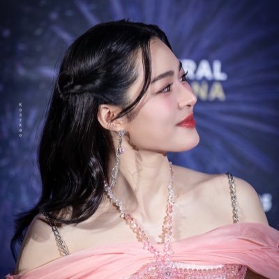 Songjong0's profile picture. 邝妈互！00K的邝家兵