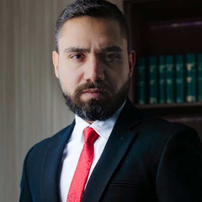 Resuelvo problemas legales🤝
Abogado CUM LAUDE UCAB⚖️
Premiado en negociación Venezuela, México y Colombia🏆
Conferencista certificado🗣️