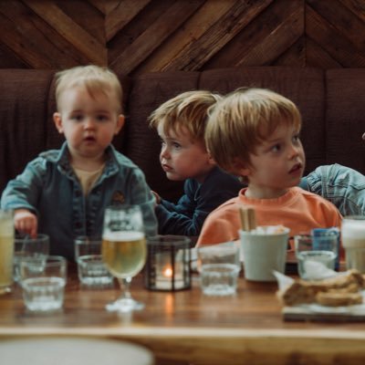 RickdeVries60's profile picture. regio-marketeer bij connexxion - gezin - Italië & regelmatig veel verder - Ajax - hond - vrienden - Hoofddorp - kleinzoons - padel - lachen - taal