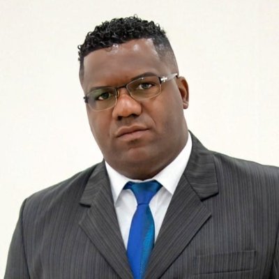 pr_edvaldodias's profile picture. 🙌 Pastor do Ministério Refúgio
📖 Ajudo Cristãos a Recomeçarem
🎥 Lives Diárias: 10h
🌟 Mentoria Gratuita e Devocionais
👇 Conecte-se com o Propósito de Deus