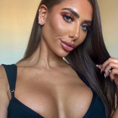 hann_roberts's profile picture. insta @hann_roberts 💕