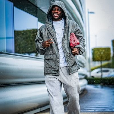 @OfficialTobiie