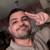 Chuck 🎭 (@carlosrossonero) 's Twitter Profile