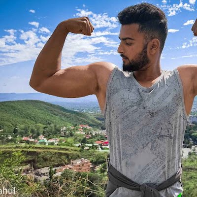 RahulPande98546's profile picture. 