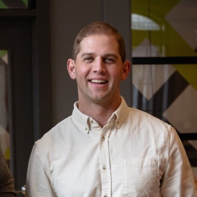 Sharing insights while building a $1B wealth management firm and a $100M laundromat biz│ Head of Growth - Balance Wealth │ Co-founder of The Laundry Spot.