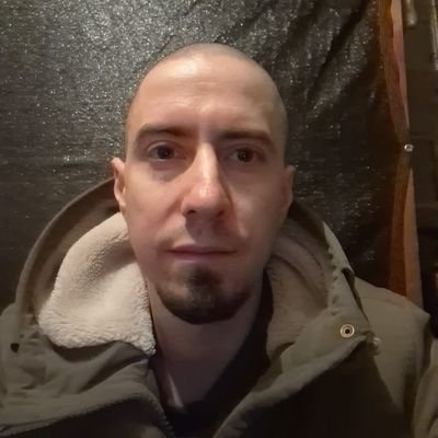 Explo1990's profile picture. Fortschritt durch Technologie oder wie sagte einst ein kluger Mann: Bring mit ein T-shirt mit.