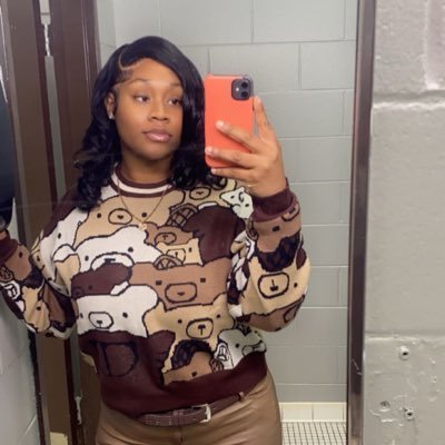 Brooklyn Muva 👩👧🩷🫶🏽. MVSU’22 💚❤️. 👻:nijah_janae | IG :frednijah