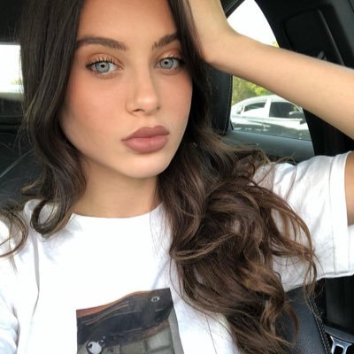 Lana1112912's profile picture. I strongly believe and trust in God. He died for our sins so that we could have the right to eternal life. He walked the path designed by God so that his child