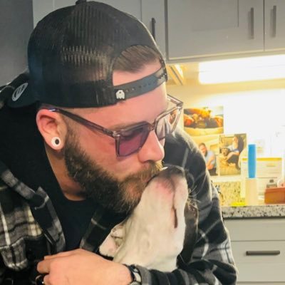 Christian Creator ✝️ Army Vet (17 years)♿️🇺🇸 Navigating Guillain-Barré syndrome 🧠 Dad 🤙 @homicidalbirde 🖤🔥