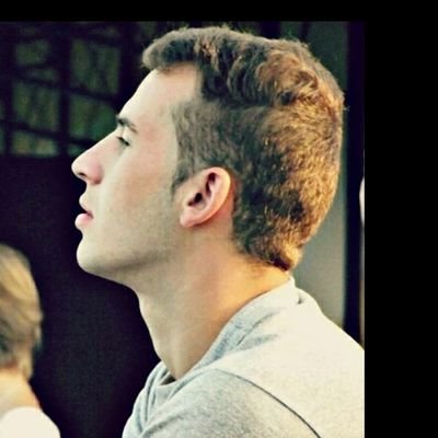Leonidovic7's profile picture. 