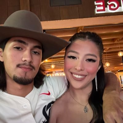 mannytitty's profile picture. professional alcoholic #WentAndTookIt #StraightUpTX #AllForTx