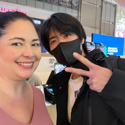 queenmidalah's profile picture. Bellydancer, Seamstress, Writer, RPer, TripleS, semi-professional performer | she/her 💚💚💚💚💚➕💚