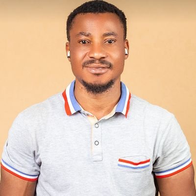 Motivational speaker 🙄🙄🙄,FAN OF GOOD FOOTBALL. FORMAL PLAYER AT WESTLANDIS FOOTBALL ACADEMY.#fightyourfears #MOVEMENTOFGOD. LOVER OF GOOD MUSIC. HAPPY MAN😊