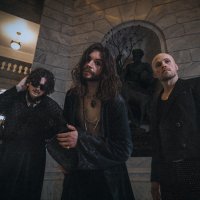 Foreign Figures (@4infigures) 's Twitter Profile