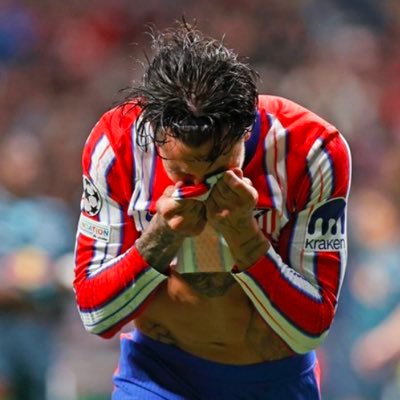 Kara0__'s profile picture. كل شيء ٍ مصيره للزوالِ غيرُ ربّي وصالحِ الأعمالِِ