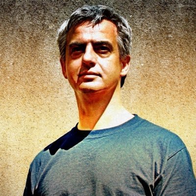 FGLXLucas's profile picture. DiplComDes