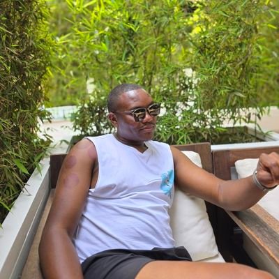 Mcklazi's profile picture. Just The Usual Me Nothing Different