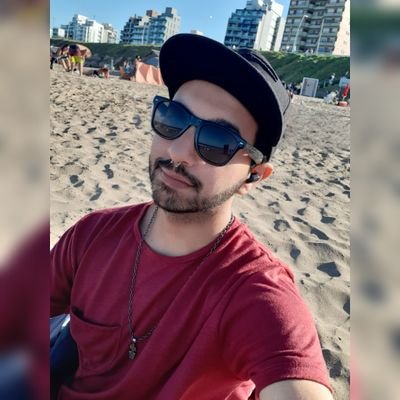 TheB0YNextD00R_'s profile picture. Papa de muchas plantitas 🤭🌵🪴
Green day 10/11/17 ❤
11/09/22 🤩

AMORRR!, PASSION!, LOCURRA!

#GoodVibesOnly