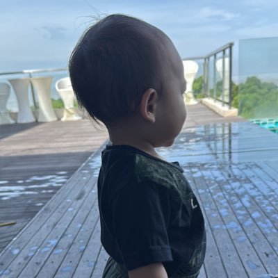 SNAz94's profile picture. twitter=me being random