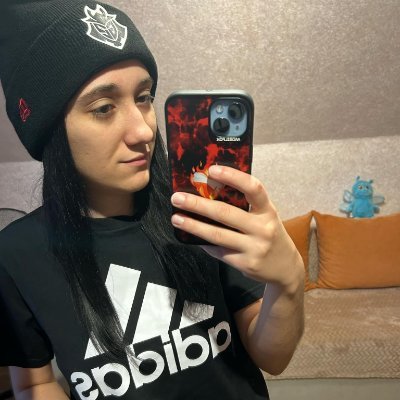 27|| CS2 player for @tce_hu
#G2ARMY https://t.co/9no3WUYmeO