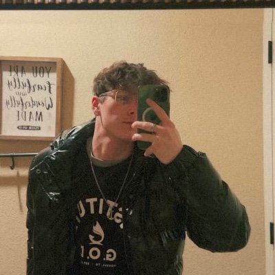 elovelace_'s profile picture. The only thing I will really post here are projects I am working on. Follow to see project updates. 🫡