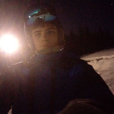 JUSTRandomU's profile picture. I play games.
 That's pretty much everything about my personality.
I'm also 19.