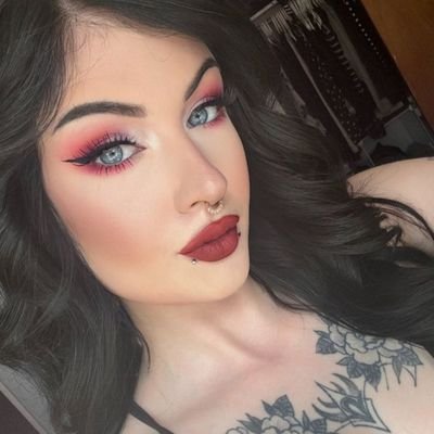 sweetscntdomega's profile picture. mun is 32. muse is 22.
pansexual (male lean)
friendly writer dms open.
omega
MV/MS 
NSFW
MDNI 18+ only
multiple face claims will be used.