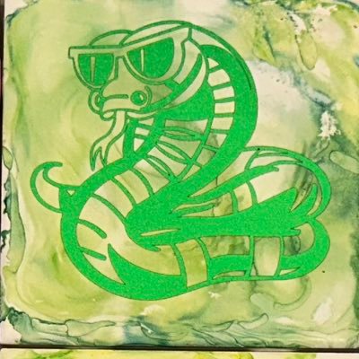 We are monkeyshiners and rogue hiders. And we just really like rum 😂.