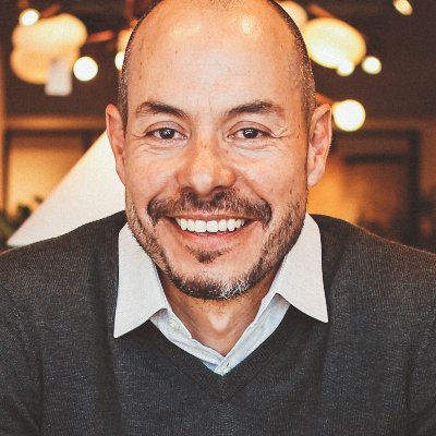 Experienced Product & Operations Leader | Driving Roadmaps & Stakeholder Success in PropTech & Energy