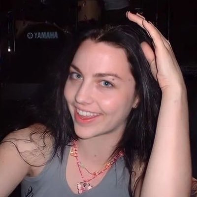 i post pictures and videos of amy lee doing things