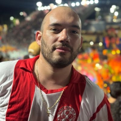 30 anos, cinegrafista/editor da FluTV 🇭🇺 salgueirense 🤍❤️