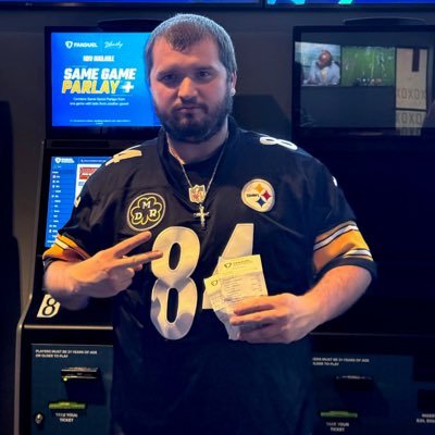 I cap a variety of sports from NHL, NBA, MLB, and NFL. I post a free play daily and a full card on DubClub
