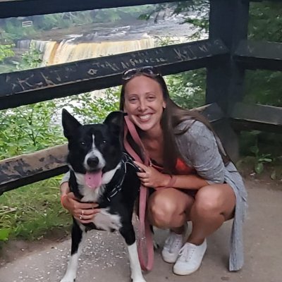 emily_epper's profile picture. 