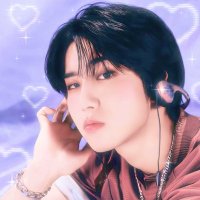 anna 𓈒 ˖ ࣪ 𝜗𝜚 IS SEEING SKZ (@hannyferrot) 's Twitter Profile