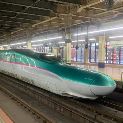 hzd1tn's profile picture. 新幹線が好きな学生です。