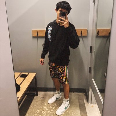 juanpa083's profile picture. 🐥