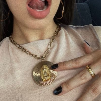 zaida_alvarezz's profile picture. 