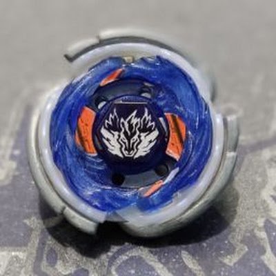 losthariath's profile picture. relatable gacha game player and illustrator